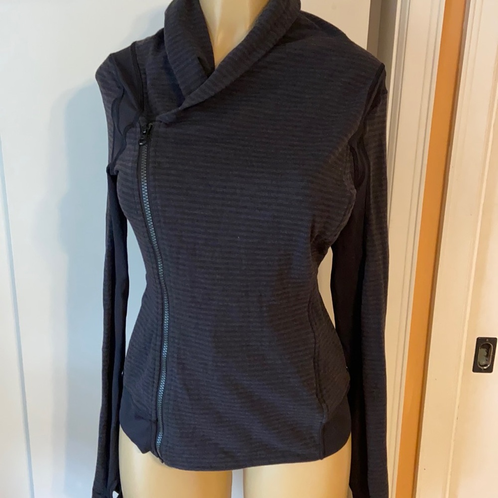 Lululemon Jacket Black Mini Stripe Size 6